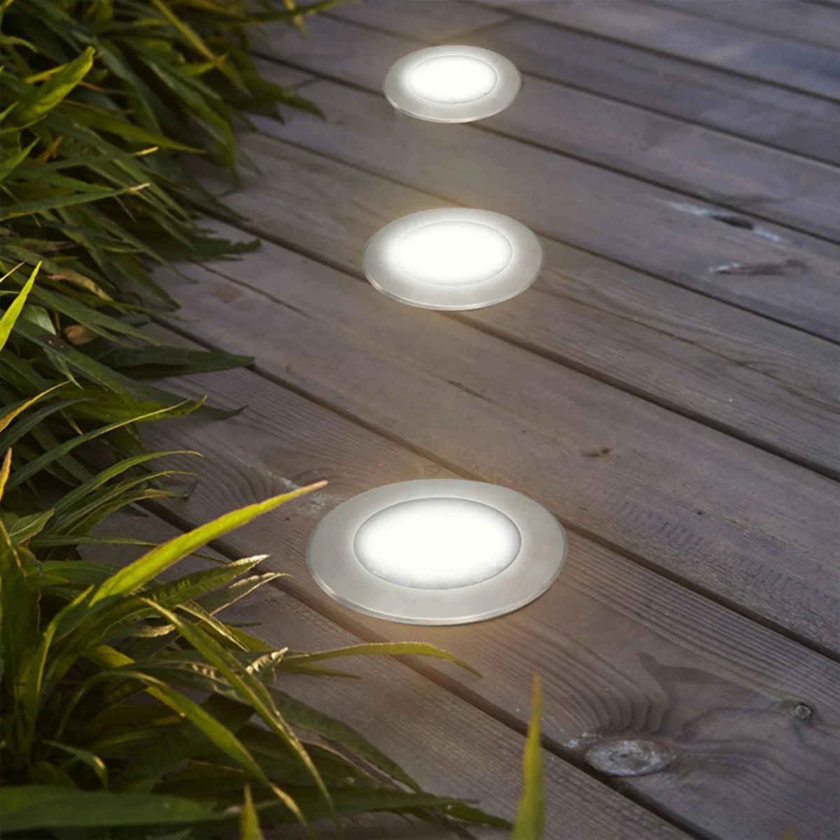 Ultralight Garden In-Ground Light (BR7710) - Image 12