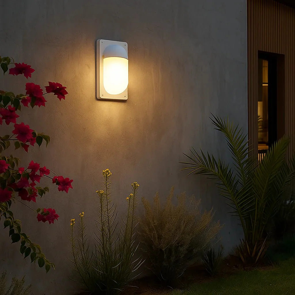 Outdoor Wall Light 10W (1858-3K) Aluminum Body – IP54 Weatherproof Modern Lighting - Warm Light - Image 5