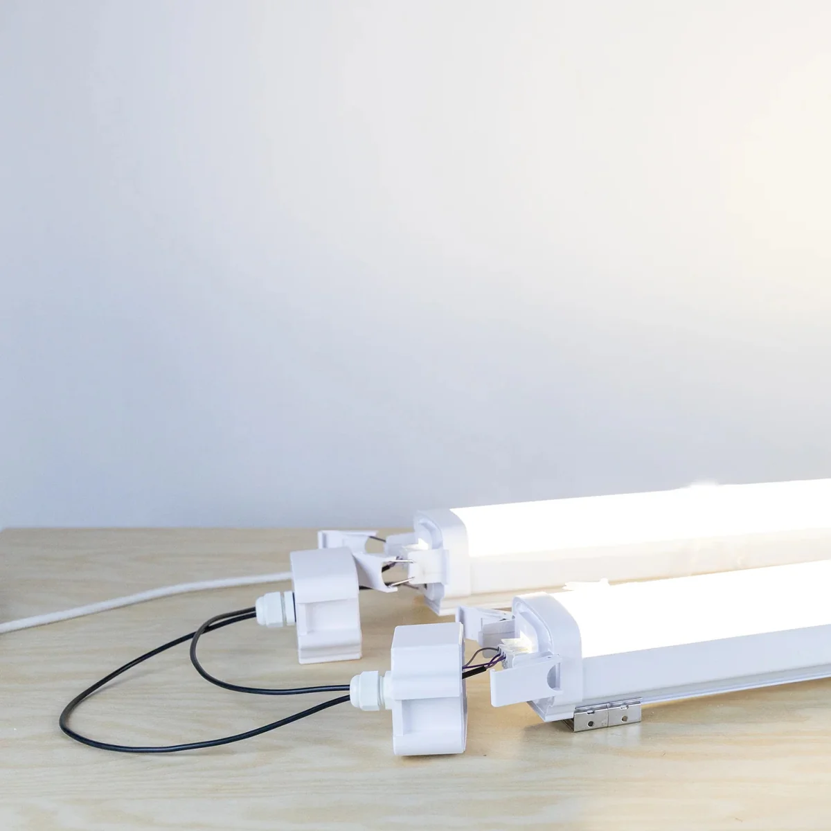 Tri-Proof Linkable Batten Light (TP05) - Image 4