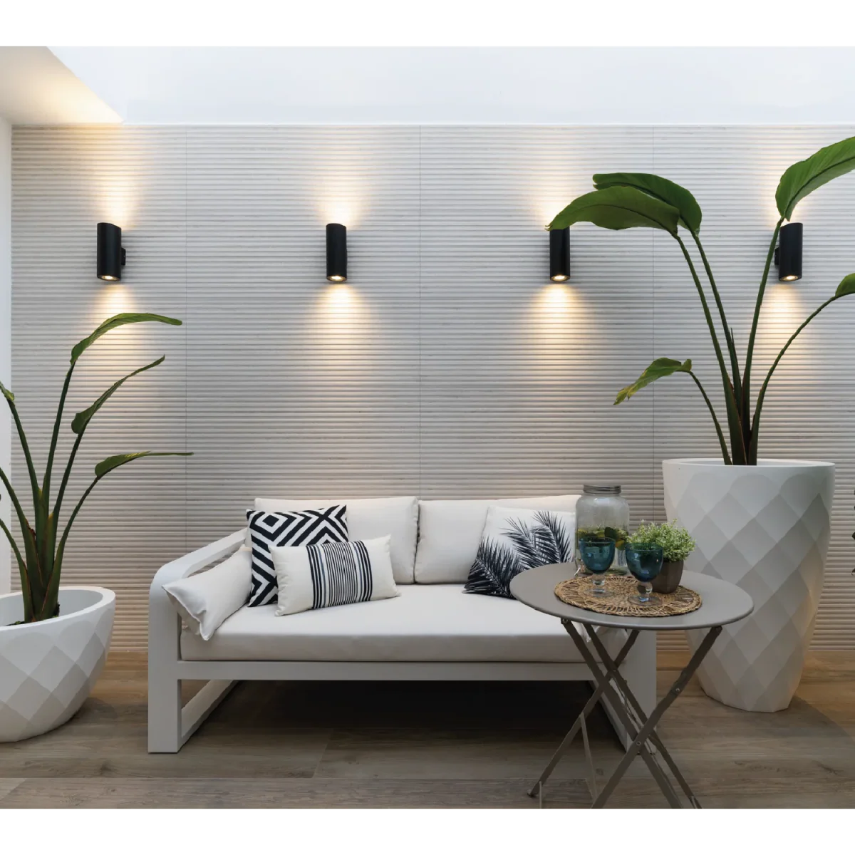 Ultralight Bi-Directional Black Wall Sconce (YJ2013/2) - Image 3