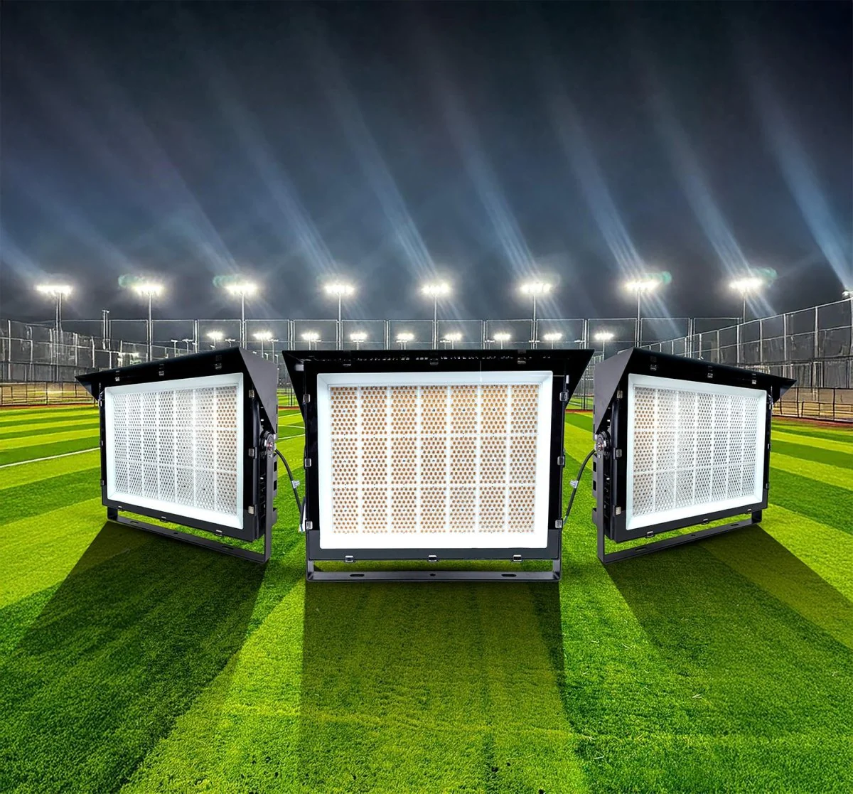 Ultralight LED Flood Light 800W IP65 - 5 Years Warranty (WY-FLXK800) - Image 3