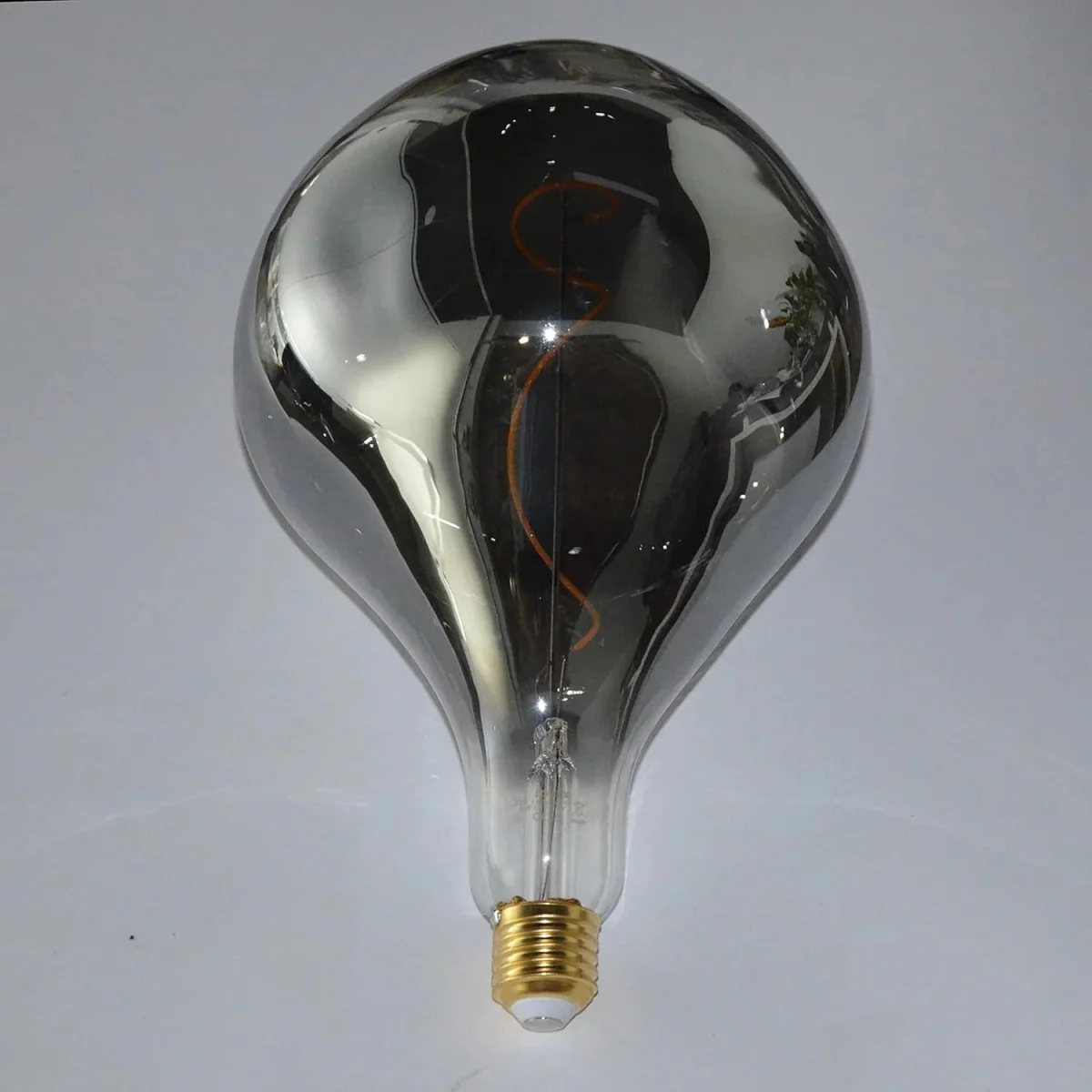 Ultralight LED Filament Bulb E27 4.5W (UTL-PS150SG) - Image 8