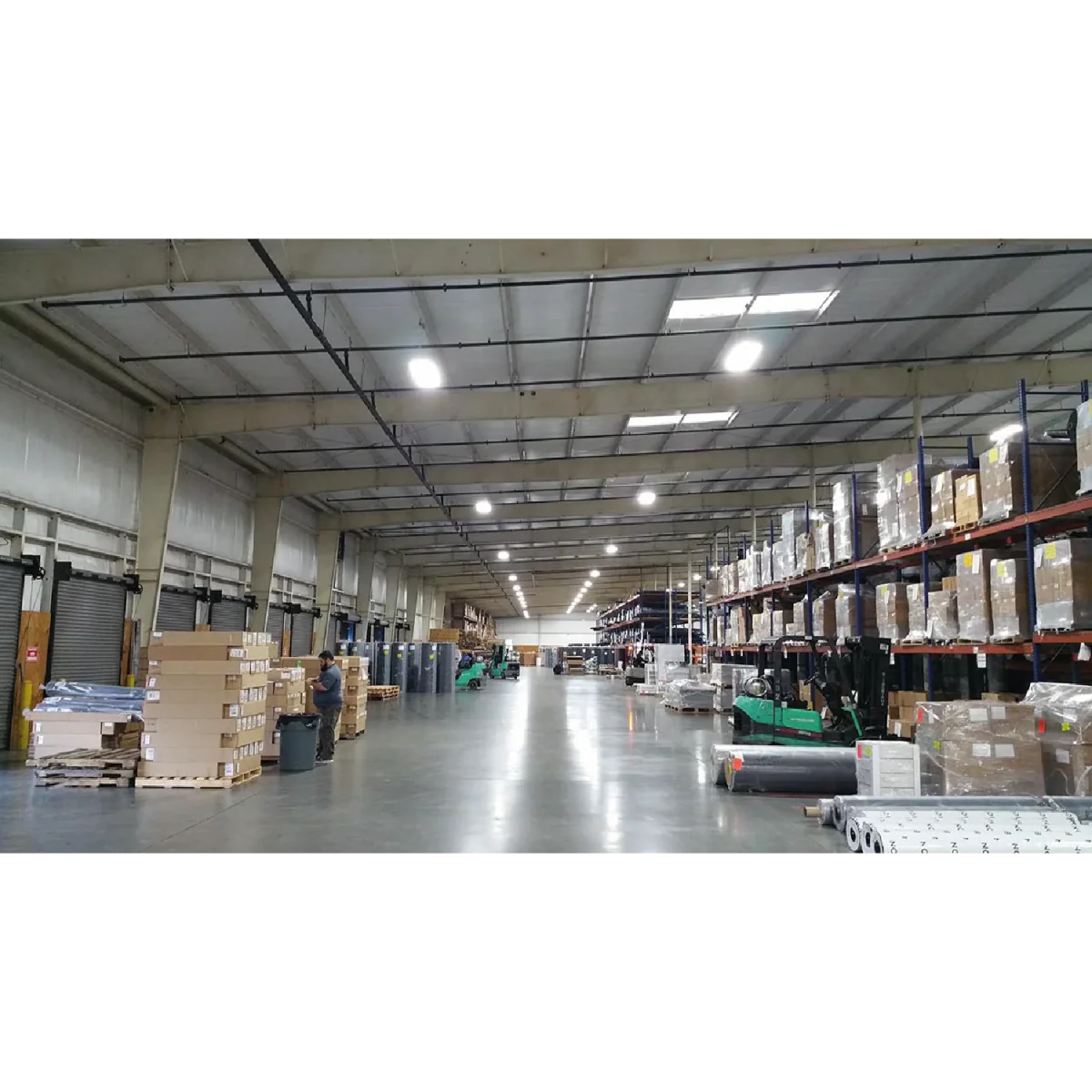 Ultralight LED Pendent Light 200W - Dimmable - IP67 (BR6055) - Image 5