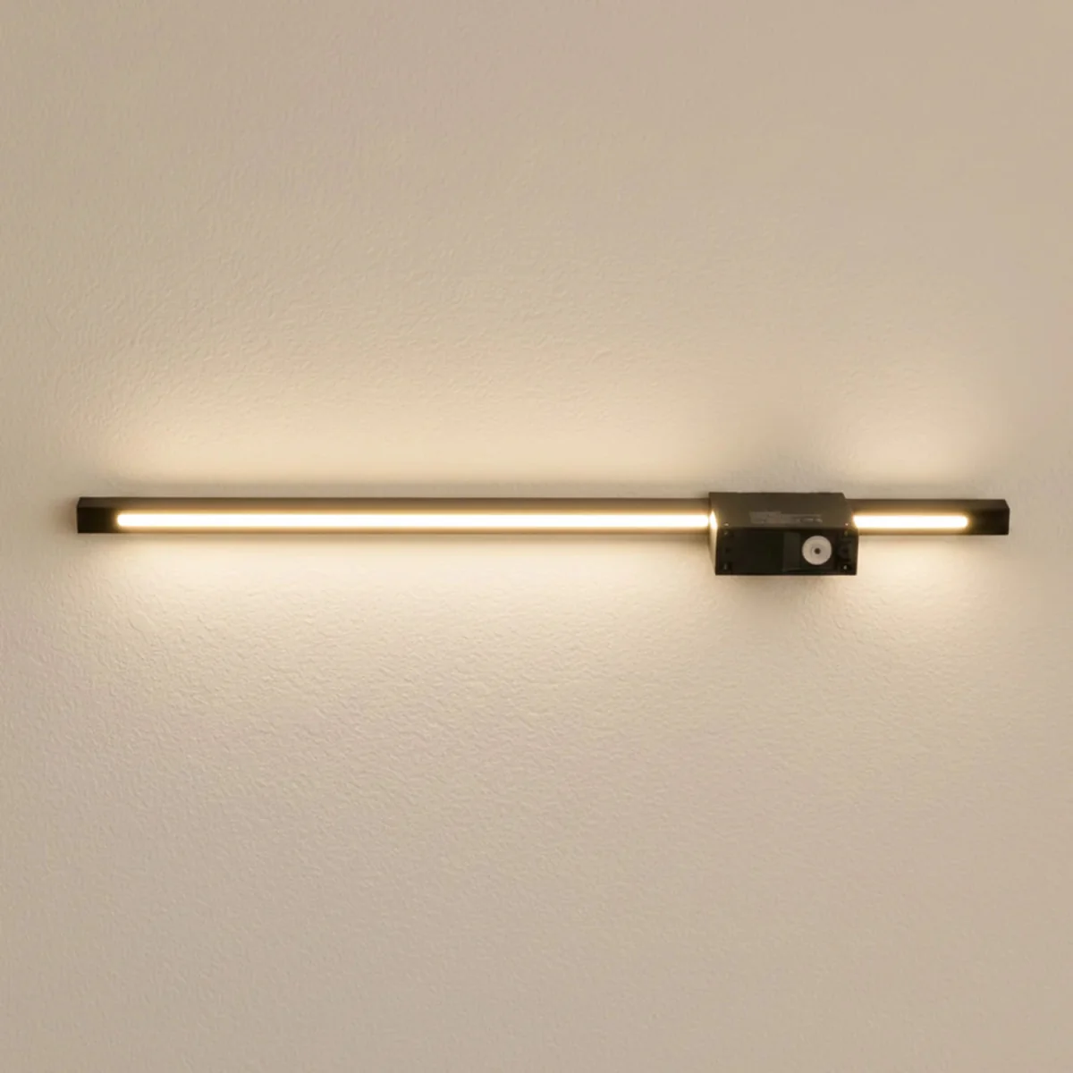 Ultralight Linear Decorative Wall Light 12W 3000K (2942-800) - Image 5