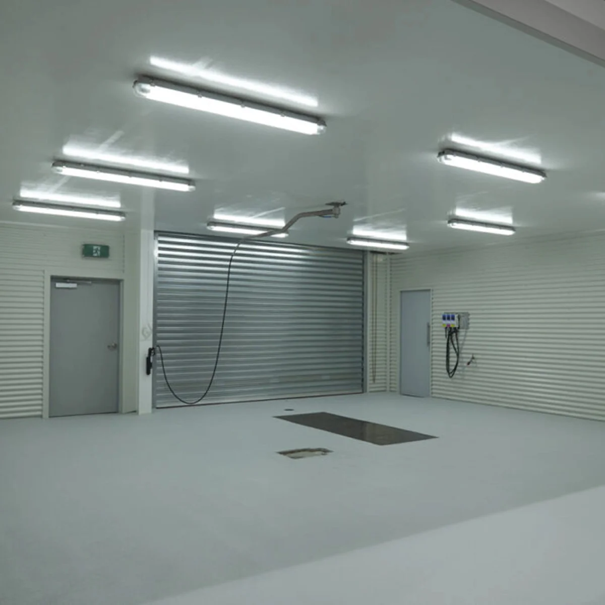 Ultralight Linear LED Tri-Proof Light 60000 Hours IP65(UTL-WP0B) - Image 4