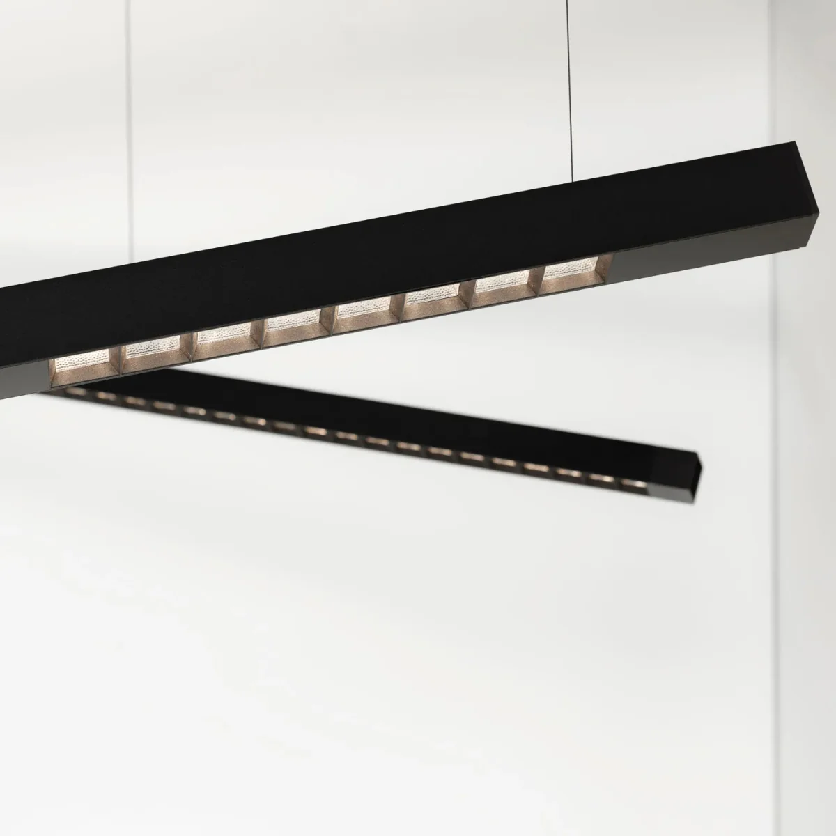 Ultra Light 11mm Magnetic Track Lighting System | Sleek & Flexible LED Design (BM-Family) - Image 9