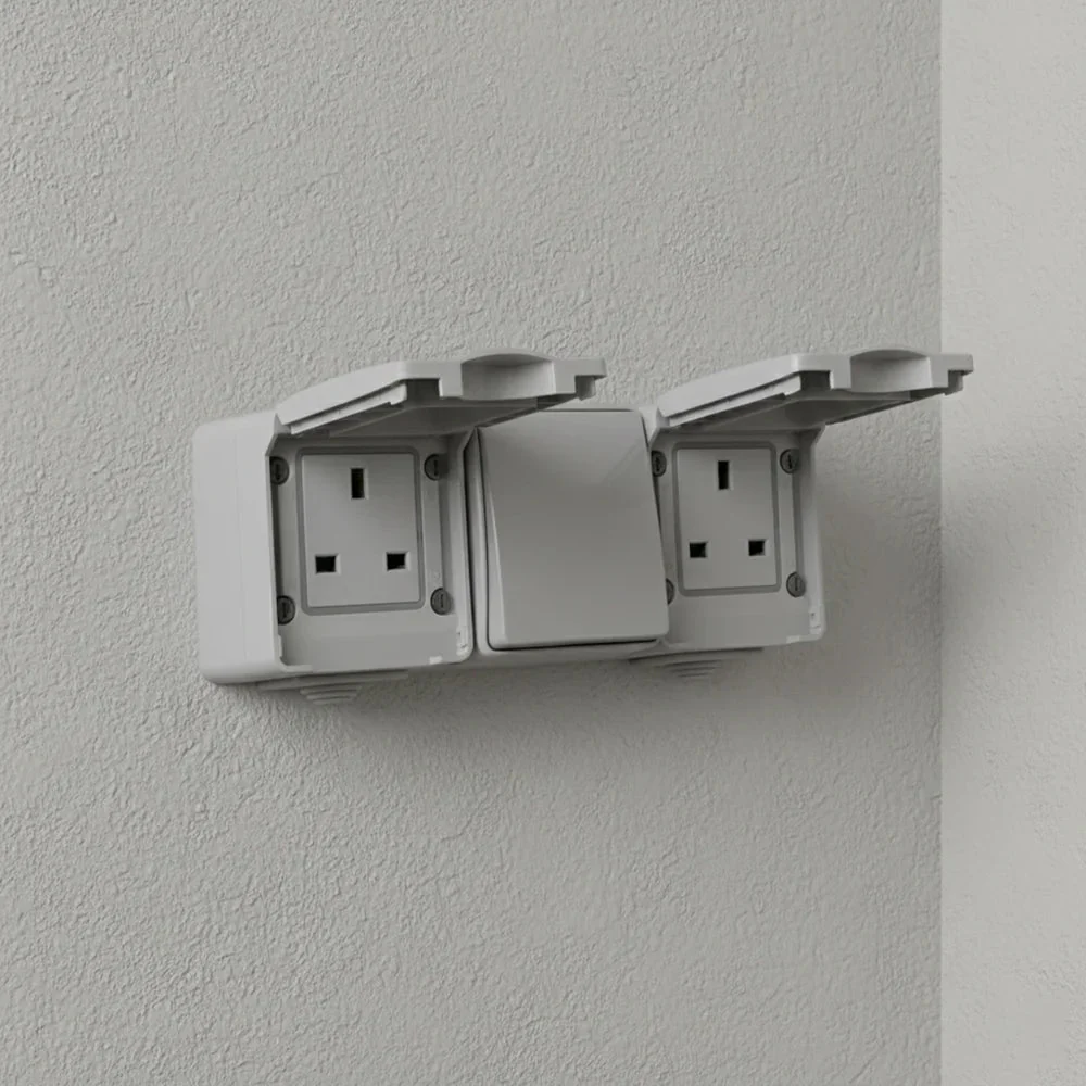 Ultralight Outdoor Switch 2 Socket 13A + 1 Gang Switch - IP65 Weather Proof (M65/13U/2/L1-1) - Image 6