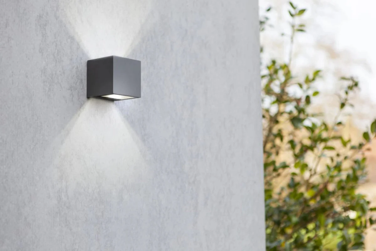 Ultralight Up & Down Wall Light (GWL6709) | Weatherproof Outdoor Wall Lighting - Image 3