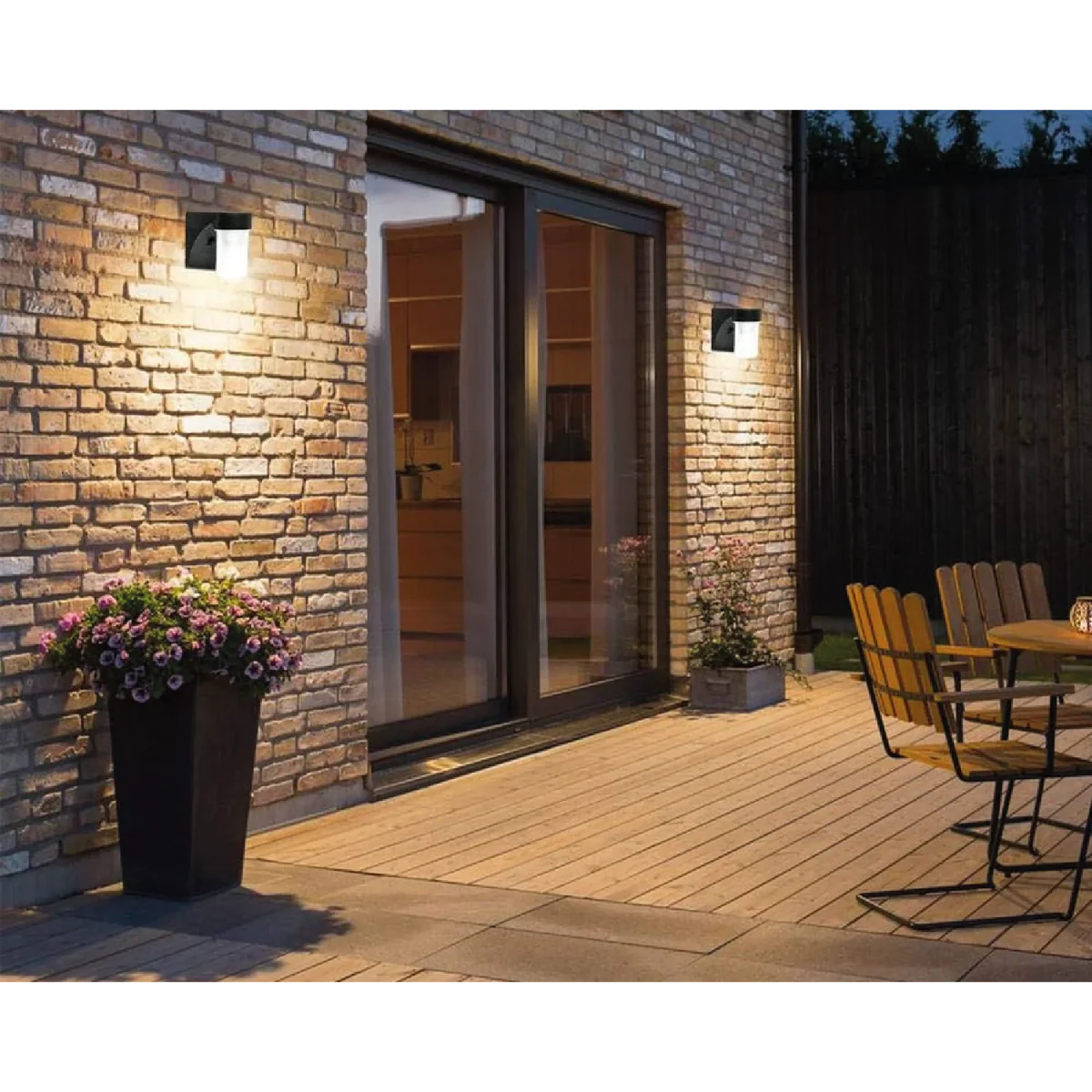 Ultralight Frame Wall Light E27 Base FYL0033 (8888) - Image 3