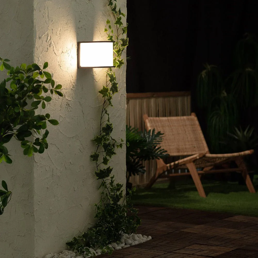 Ultralight Modern Wall Light Frame E27 IP44 (52131) - Image 2