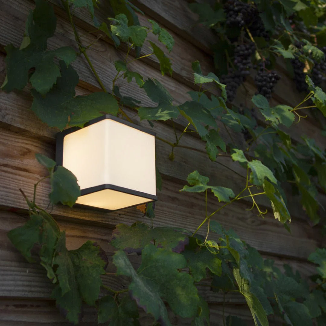 Ultralight Modern Wall Light Frame E27 IP44 (52131) - Image 3